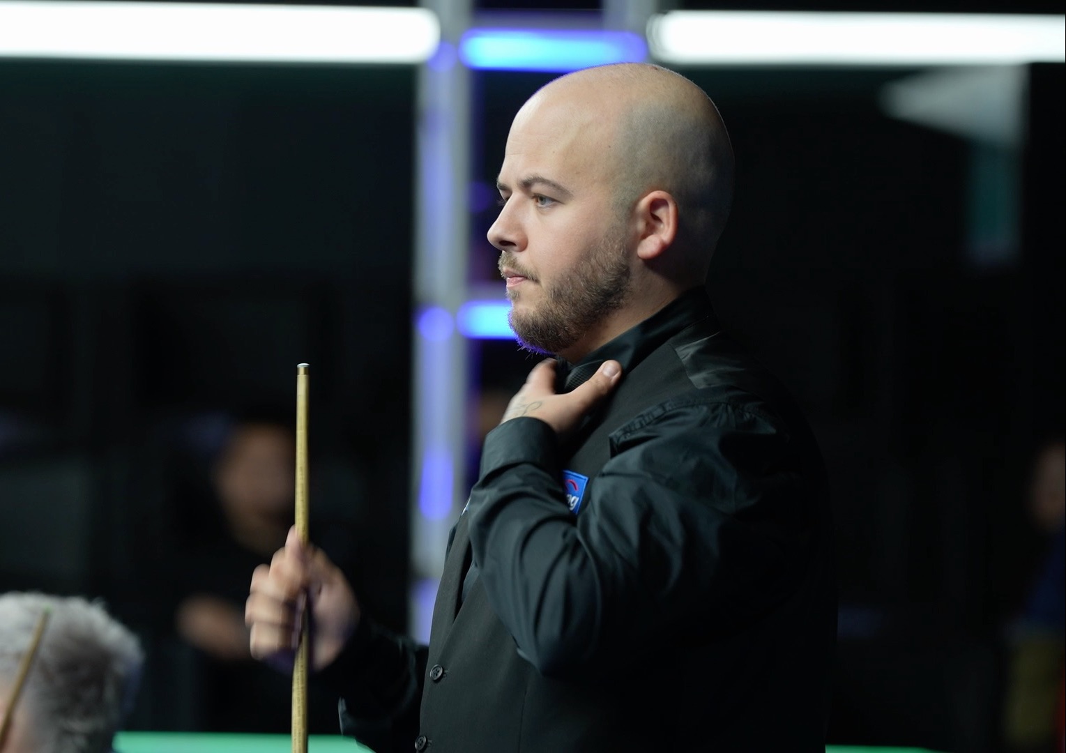 間突破歐洲 間突破歐洲