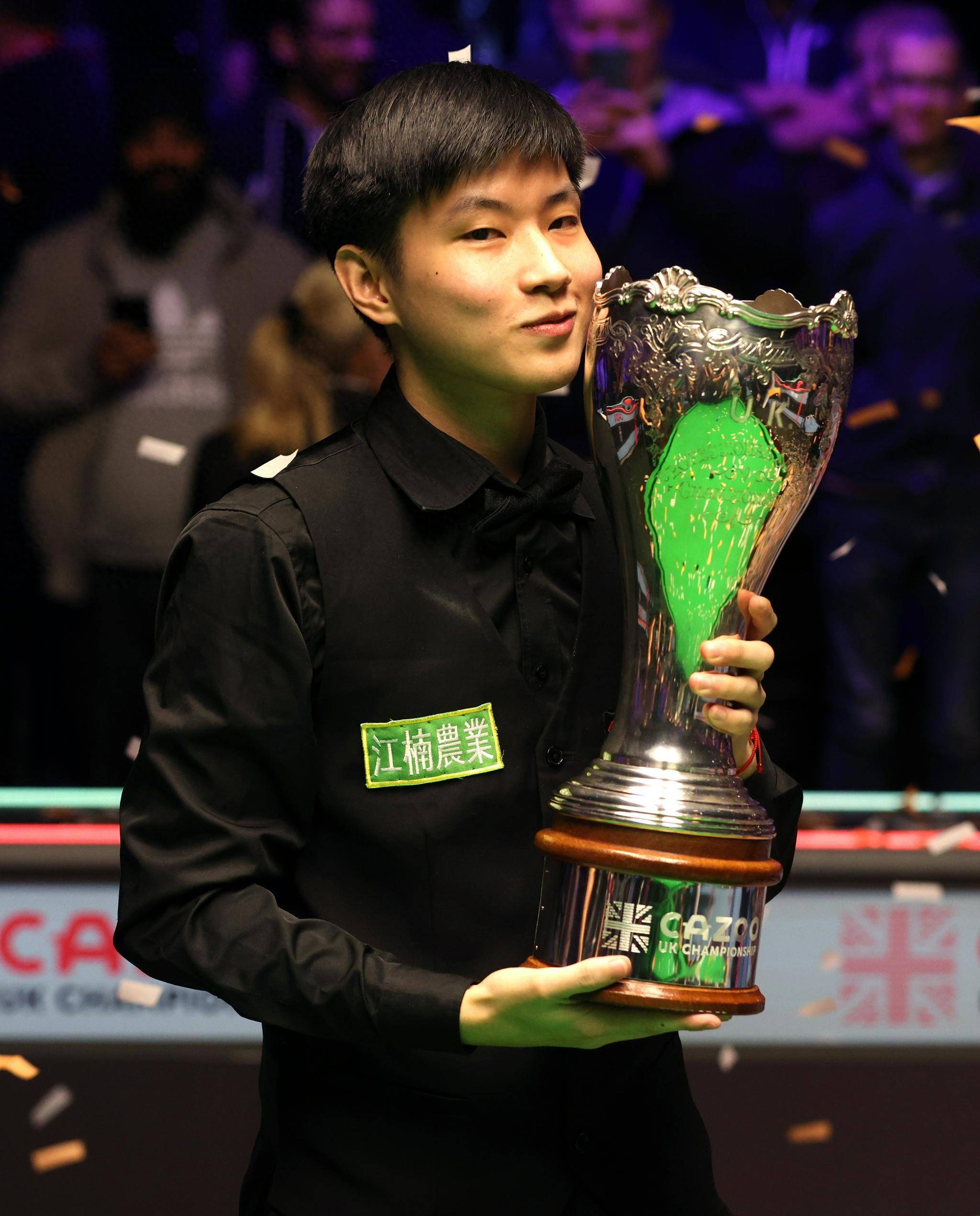 還提出了具 還提出了具